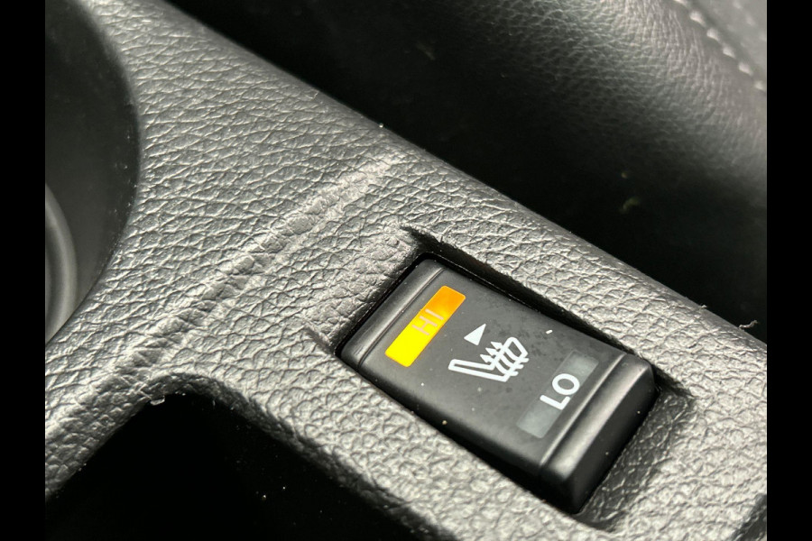Nissan QASHQAI 1.2 Tekna Panoramadak Trekhaak Stoelverwarming 360 camera Leder