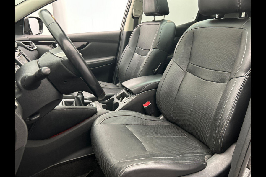Nissan QASHQAI 1.2 Tekna Panoramadak Trekhaak Stoelverwarming 360 camera Leder