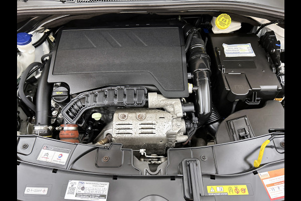 Citroën C3 1.2 110PK 6 Versn. PureTech Business * Distributie vv bij 94.000KM * / Navigatie / Pdc+Camera / Airco-ecc./ Radio multimedia / / Apk 06-2027