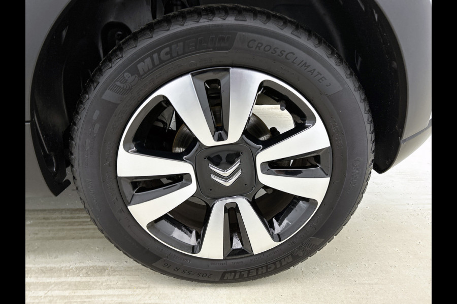 Citroën C3 1.2 110PK 6 Versn. PureTech Business * Distributie vv bij 94.000KM * / Navigatie / Pdc+Camera / Airco-ecc./ Radio multimedia / / Apk 06-2027