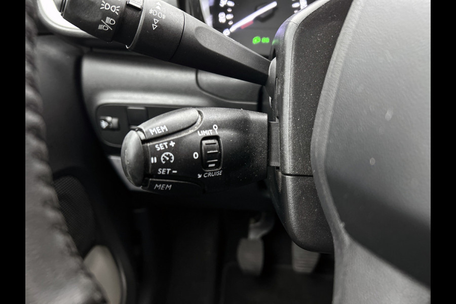 Citroën C3 1.2 110PK 6 Versn. PureTech Business * Distributie vv bij 94.000KM * / Navigatie / Pdc+Camera / Airco-ecc./ Radio multimedia / / Apk 06-2027