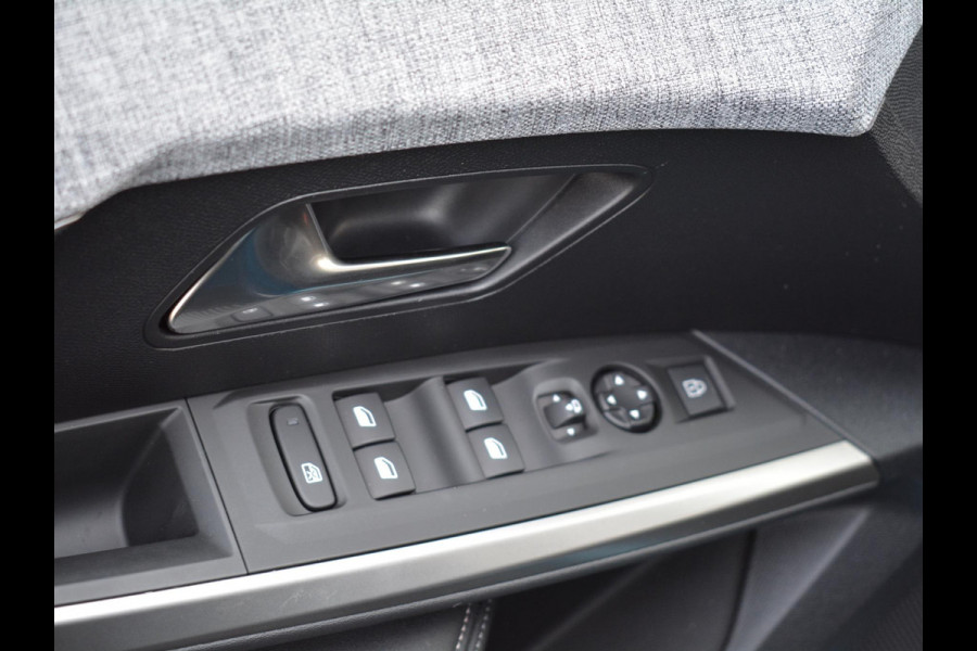Peugeot 3008 1.2 Hybrid 136 Allure | Nieuw Model ! | Trekhaak |