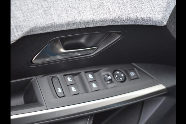 Peugeot 3008 1.2 Hybrid 136 Allure | Nieuw Model ! | Trekhaak |