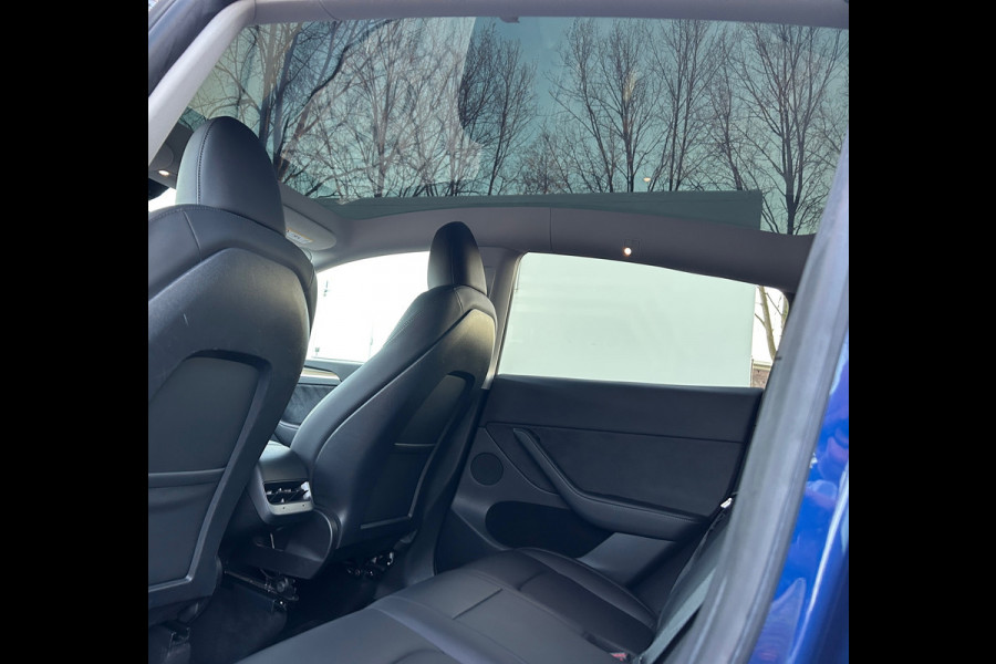 Tesla Model Y RWD 58 kWh 95% SOH Trekhaak BTW Auto 1e EIG Rijklaarprijs!