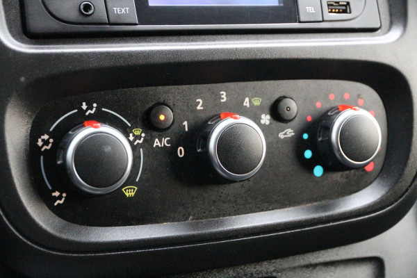 Renault Trafic 2.0 DCI 150 | L2H1 | Trekhaak | Imperiaal | Cruise | Airco..