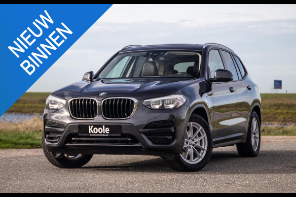 BMW X3 xDrive30e High Executive BRUIN LEER / PANORAMA DAK / AUTOMAAT / PLUG IN / CARPLAY / STOELVERWARMING