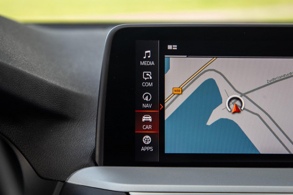 BMW X3 xDrive30e High Executive BRUIN LEER / PANORAMA DAK / AUTOMAAT / PLUG IN / CARPLAY / STOELVERWARMING