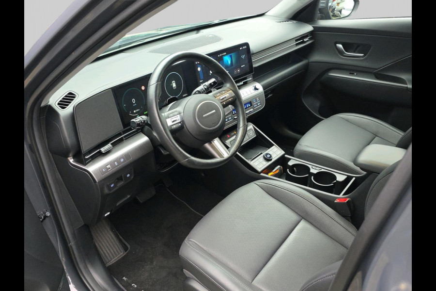 Hyundai Kona 1.6 GDI HEV Premium | Automaat | 360 Camera | Trekhaak | Stoelverwarming/koeling | Volleder | Navigatie |