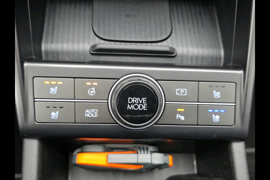Hyundai Kona 1.6 GDI HEV Premium | Automaat | 360 Camera | Trekhaak | Stoelverwarming/koeling | Volleder | Navigatie |