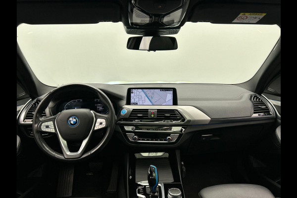 BMW iX3 High Executive 80 kWh Head/up Harman/Kardon Camera Panoramadak Origineel NL