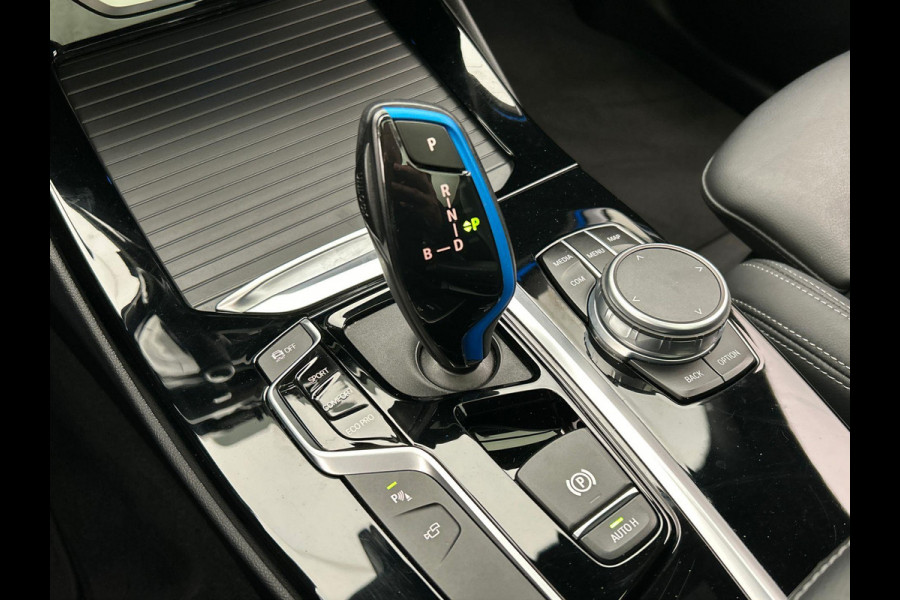BMW iX3 High Executive 80 kWh Head/up Harman/Kardon Camera Panoramadak Origineel NL