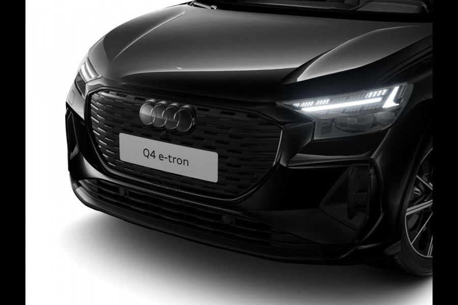 Audi Q4 Sportback e-tron 45 S edition Competition 82 kWh 286 pk | Assistentiepakket plus | Optiekpakket zwart plus | Ambient lichtpakket | Stoelverwarming voor |