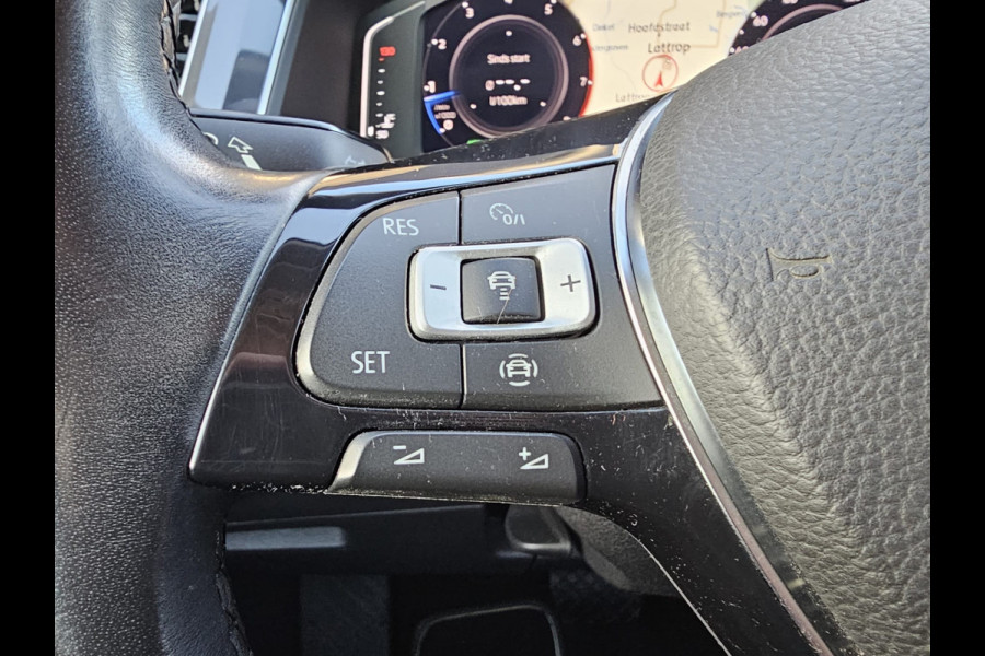 Volkswagen Tiguan 1.5 TSI ACT Comfortline | Automaat | LED | Pano | Stoelverwarming | ACC | App-connect | Lane Assist | Light Assist | Navi | Ambiente |