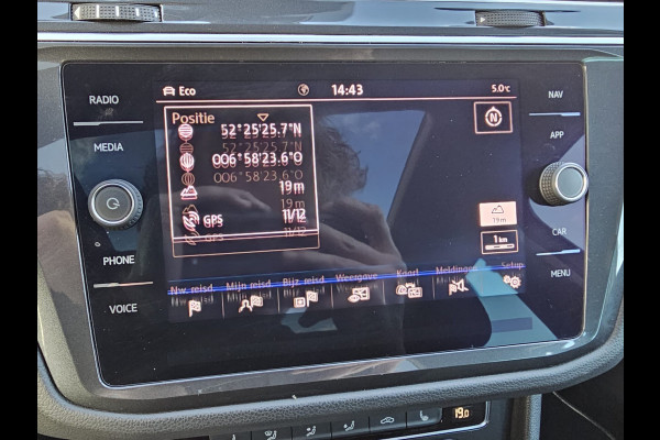 Volkswagen Tiguan 1.5 TSI ACT Comfortline | Automaat | LED | Pano | Stoelverwarming | ACC | App-connect | Lane Assist | Light Assist | Navi | Ambiente |