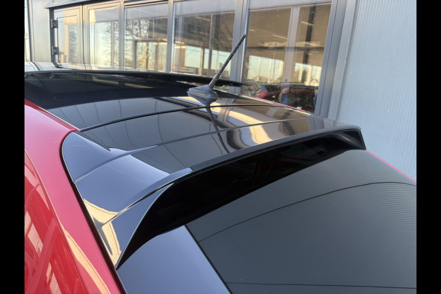 Volkswagen Taigo 1.0 TSi DSG R-Line Business SCHUIFDAK/KEYLESS/CAMERA/18INCH/DODEHOEK/ADAPT.CRUISE