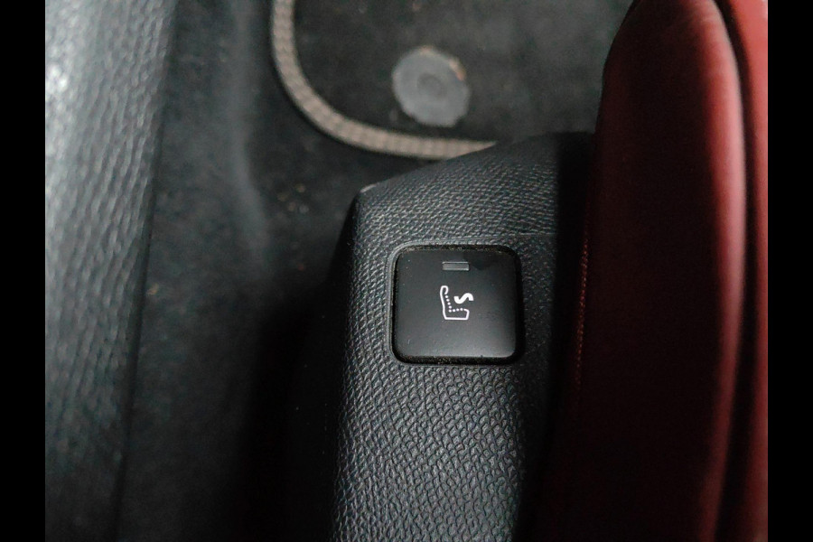 Peugeot 508 1.6 PureTech GT Line | Navigatie | Lederen en elektrisch bedienbare Stoelen | Massagestanden