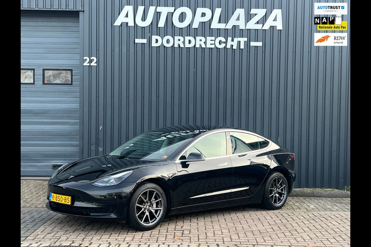 Tesla Model 3 Standard RWD Plus 60 kWh
