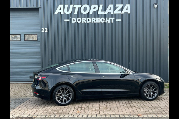 Tesla Model 3 Standard RWD Plus 60 kWh
