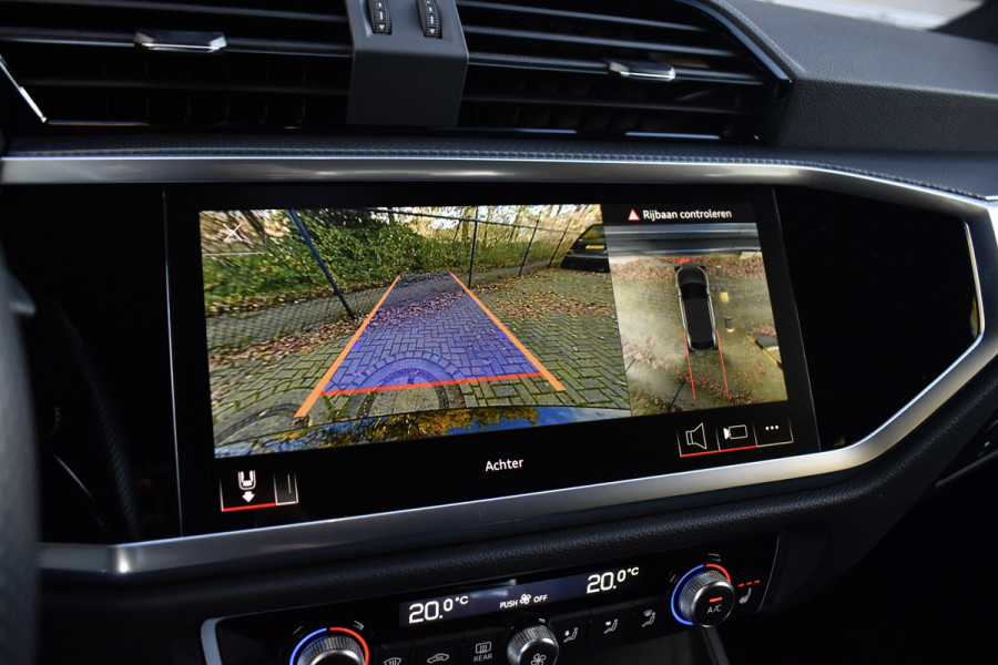 Audi Q3 Sportback 45 TFSI e S Line | 360 Camera | Lederen Bekleding | Black Optic | Sfeerverlichting | 3X S-Line | Stoelverwarming |