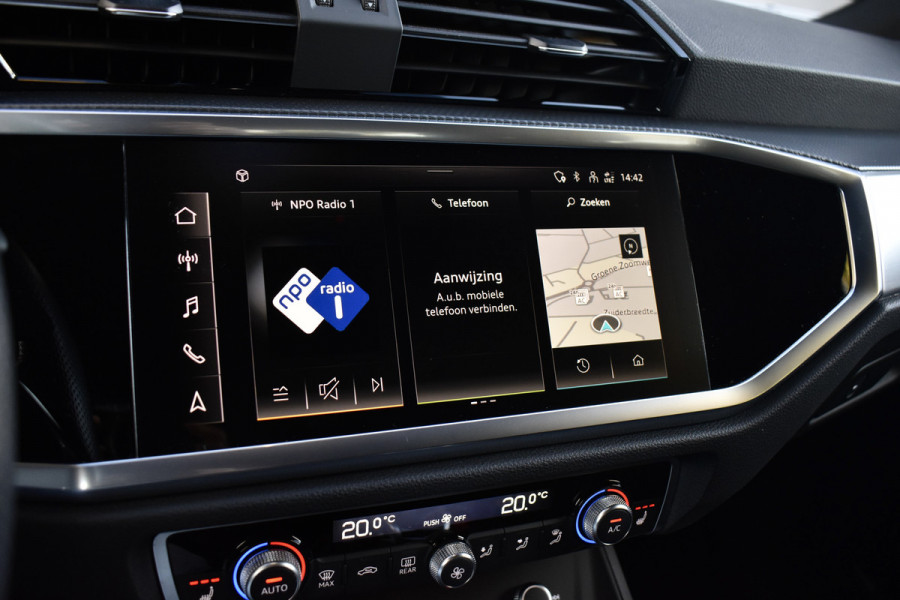 Audi Q3 Sportback 45 TFSI e S Line | 360 Camera | Lederen Bekleding | Black Optic | Sfeerverlichting | 3X S-Line | Stoelverwarming |