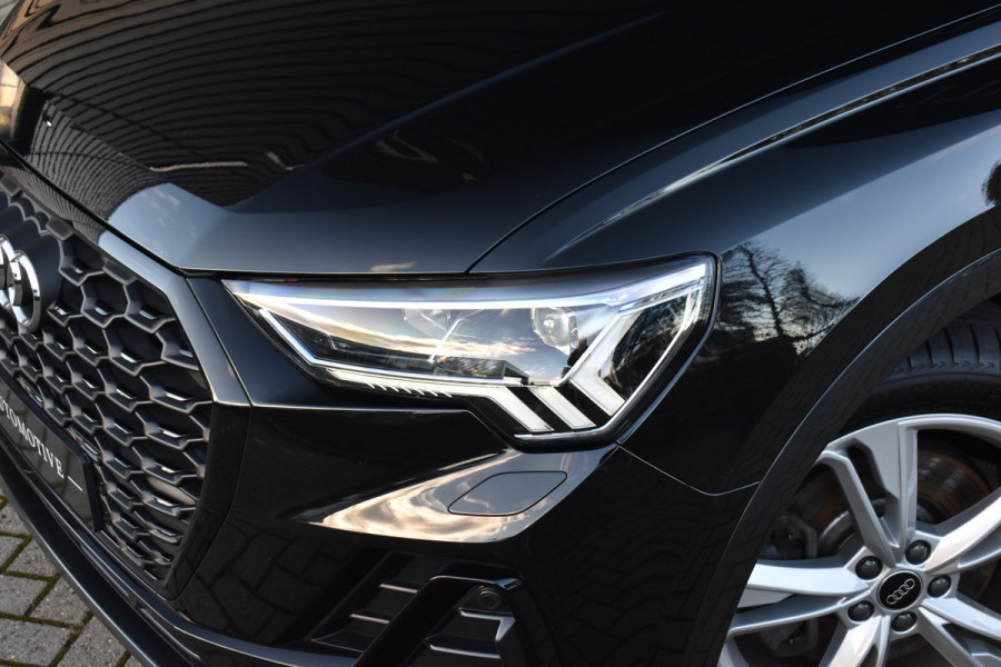 Audi Q3 Sportback 45 TFSI e S Line | 360 Camera | Lederen Bekleding | Black Optic | Sfeerverlichting | 3X S-Line | Stoelverwarming |