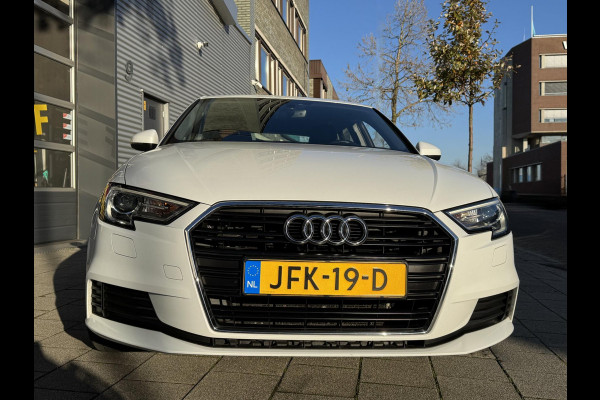 Audi A3 Sportback 30 TFSI Design Pro Line - Automaat I Leer I Navigatie I LED I PDC I 19 inch Sport velgen I Dealer onderhouden