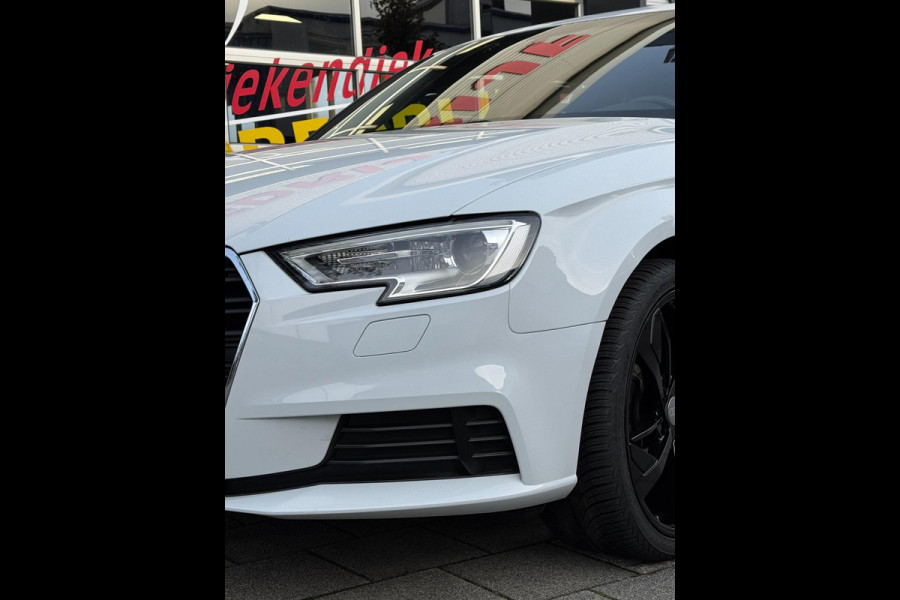 Audi A3 Sportback 30 TFSI Design Pro Line - Automaat I Leer I Navigatie I LED I PDC I 19 inch Sport velgen I Dealer onderhouden