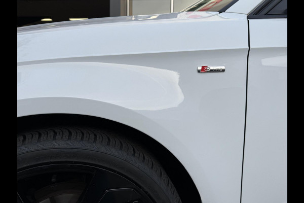 Audi A3 Sportback 30 TFSI Design Pro Line - Automaat I Leer I Navigatie I LED I PDC I 19 inch Sport velgen I Dealer onderhouden