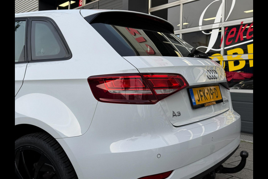 Audi A3 Sportback 30 TFSI Design Pro Line - Automaat I Leer I Navigatie I LED I PDC I 19 inch Sport velgen I Dealer onderhouden