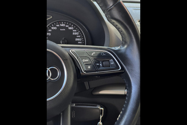 Audi A3 Sportback 30 TFSI Design Pro Line - Automaat I Leer I Navigatie I LED I PDC I 19 inch Sport velgen I Dealer onderhouden
