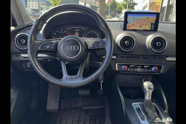 Audi A3 Sportback 30 TFSI Design Pro Line - Automaat I Leer I Navigatie I LED I PDC I 19 inch Sport velgen I Dealer onderhouden
