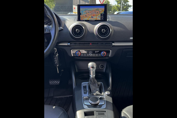 Audi A3 Sportback 30 TFSI Design Pro Line - Automaat I Leer I Navigatie I LED I PDC I 19 inch Sport velgen I Dealer onderhouden