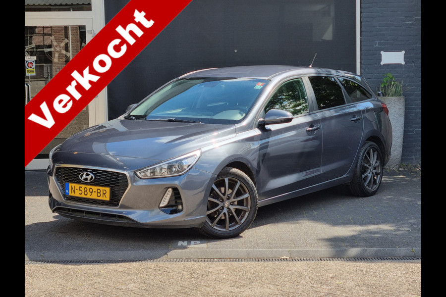 Hyundai i30 1.4 i-Drive NAVI / AIRCO / CRUISE / BLUETOOTH