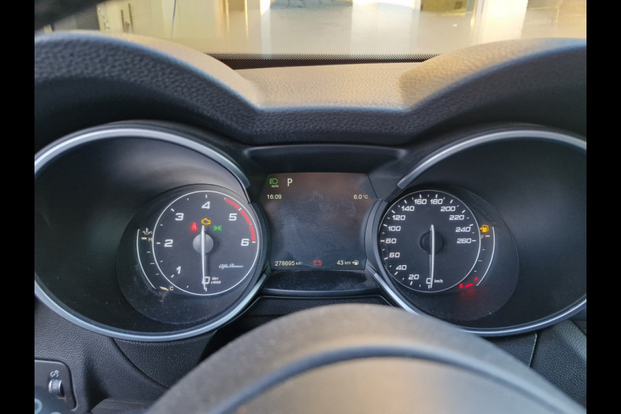 Alfa Romeo Stelvio 2.2d AWD Super Automaat | Trekhaak |