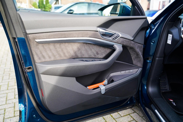 Audi e-tron E-tron 55 quattro advanced 95 kWh | Luchtvering | 360 camera