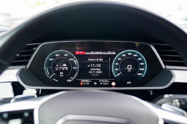 Audi e-tron E-tron 55 quattro advanced 95 kWh | Luchtvering | 360 camera