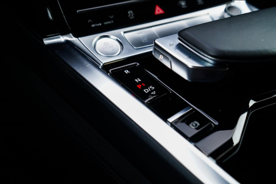 Audi e-tron E-tron 55 quattro advanced 95 kWh | Luchtvering | 360 camera