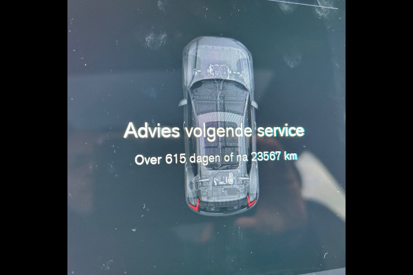 Volvo XC40 Recharge P8 AWD R-Design Panoramadak Vol Leder 92% SOH NL-Auto Rijklaarprijs!