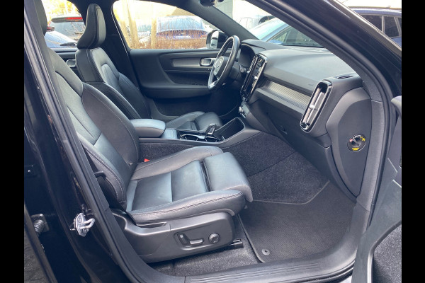Volvo XC40 Recharge P8 AWD R-Design Panoramadak Vol Leder 92% SOH NL-Auto Rijklaarprijs!