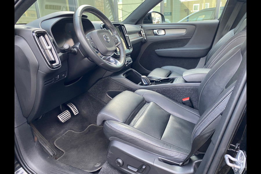 Volvo XC40 Recharge P8 AWD R-Design Panoramadak Vol Leder 92% SOH NL-Auto Rijklaarprijs!