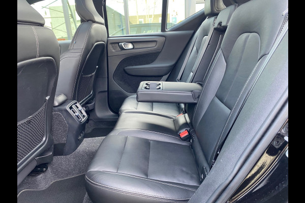 Volvo XC40 Recharge P8 AWD R-Design Panoramadak Vol Leder 92% SOH NL-Auto Rijklaarprijs!