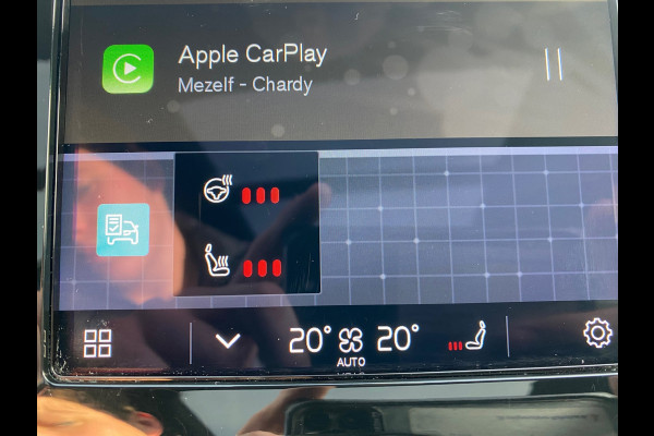 Volvo XC40 Recharge P8 AWD R-Design Panoramadak Vol Leder 92% SOH NL-Auto Rijklaarprijs!