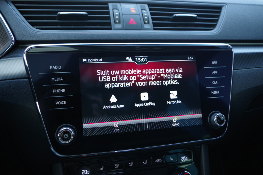 Škoda Superb Combi 1.4 TSI iV 218m PK Sportline BNS PHEV, Panoramadak, Adap. Cruise Control, Matrix-LED