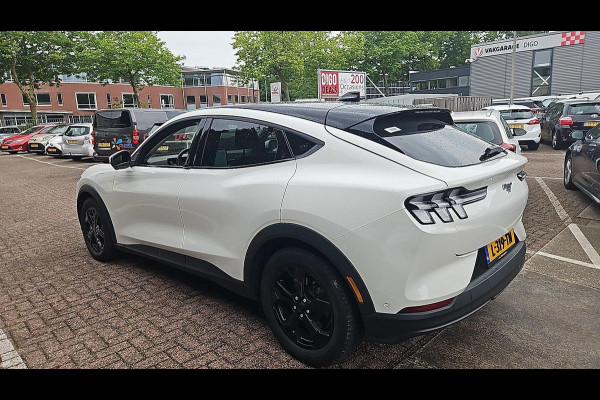 Ford Mustang Mach-E Sport RWD 75 kWh 400 km actieradius | SOH accu 94% | Navigatie |