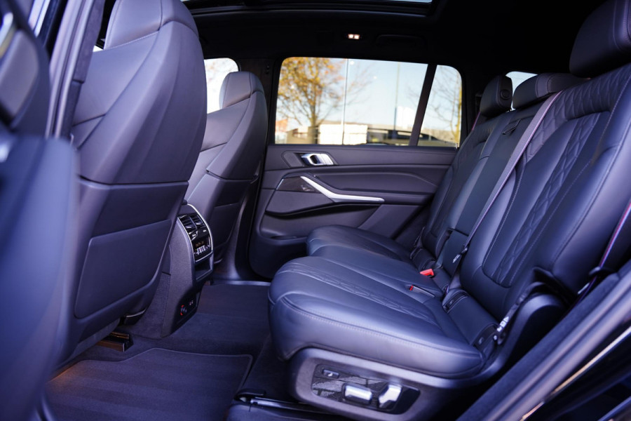 BMW X7 M60i xDrive | Trekhaak | 7 Persoons | M-Sport Pro | Sky Lounge