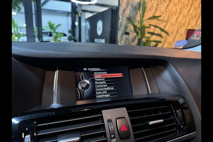 BMW X3 XDrive20i Advantage Garantie Leder Keyless Elek. Achterklep Cruise Clima Navi Rijklaar