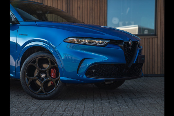 Alfa Romeo Tonale 1.3T PHEV 280pk Veloce | Full! | Pano-dak | Harman/Kardon | LED-Matrix | Stoelventilatie | 360 cam | CarPlay | Blu Misano