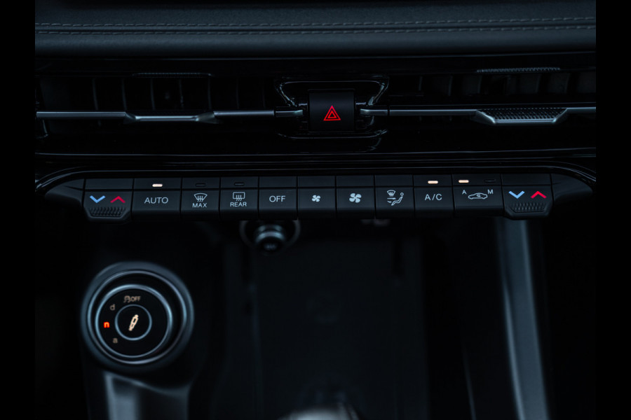 Alfa Romeo Tonale 1.3T PHEV 280pk Veloce | Full! | Pano-dak | Harman/Kardon | LED-Matrix | Stoelventilatie | 360 cam | CarPlay | Blu Misano