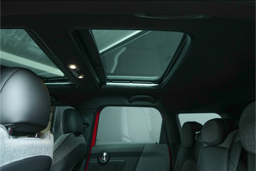 MINI Countryman 1.5 Cooper | Volledig uitgerust | Panorama | H/K | Adaptief Cruise