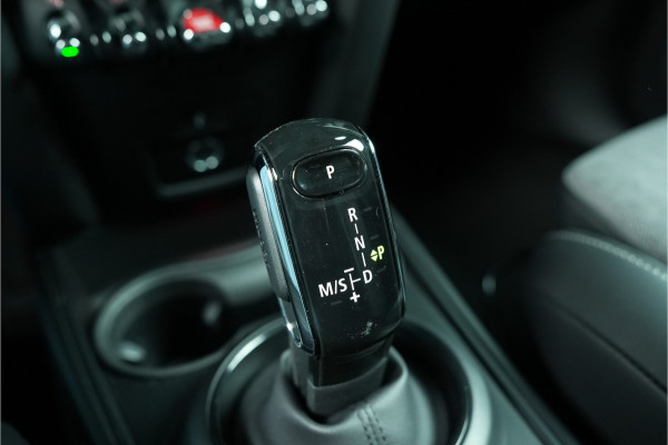 MINI Countryman 1.5 Cooper | Volledig uitgerust | Panorama | H/K | Adaptief Cruise